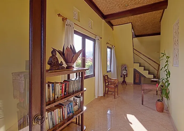 Swallow Guest house 2*